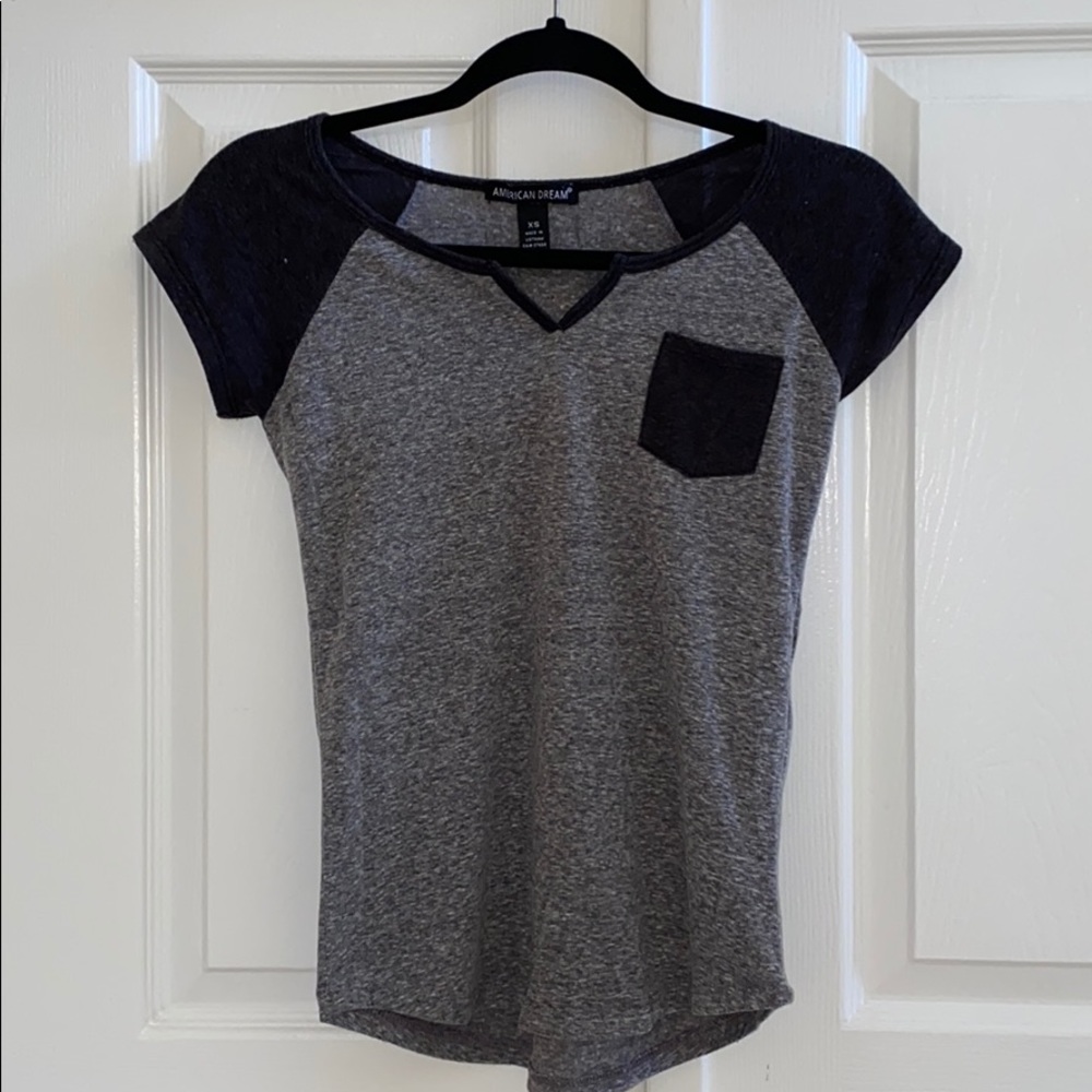 NWOT UO Black and Grey V-neck Pocket Mono T-shirt